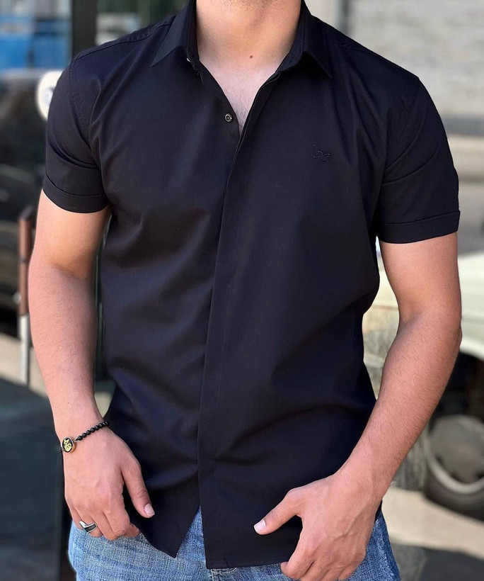 تصویر 2 از فروش عمده پیراهن مردانه ساتن کلاسیک با کیفیت بالا و رنگبندی کامل.