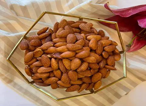 تصویر 3 از قیمت فروش عمده بادام دیم بدون پوکی و تلخی