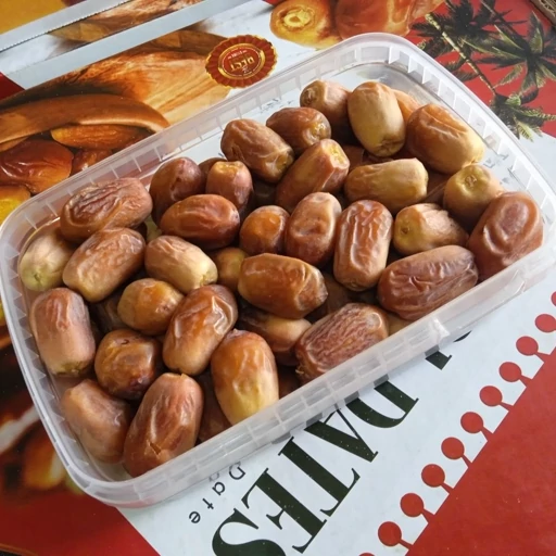 تصویر 1 از قیمت انواع خرما زاهدی فروش صادراتی