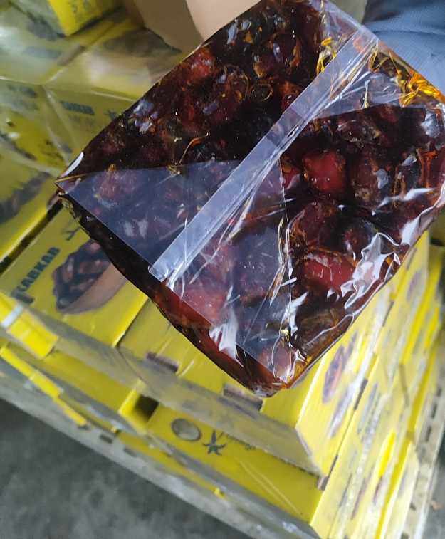 خرما کبکاب شیرین با پوسته نازک و خوش طعم