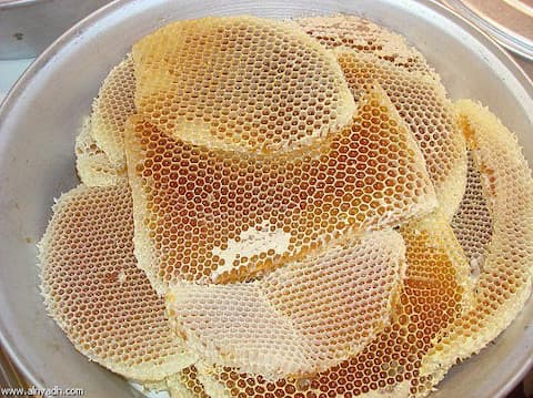 تصویر 3 از خرید نقدی عسل کندو + تخفیف ویژه
