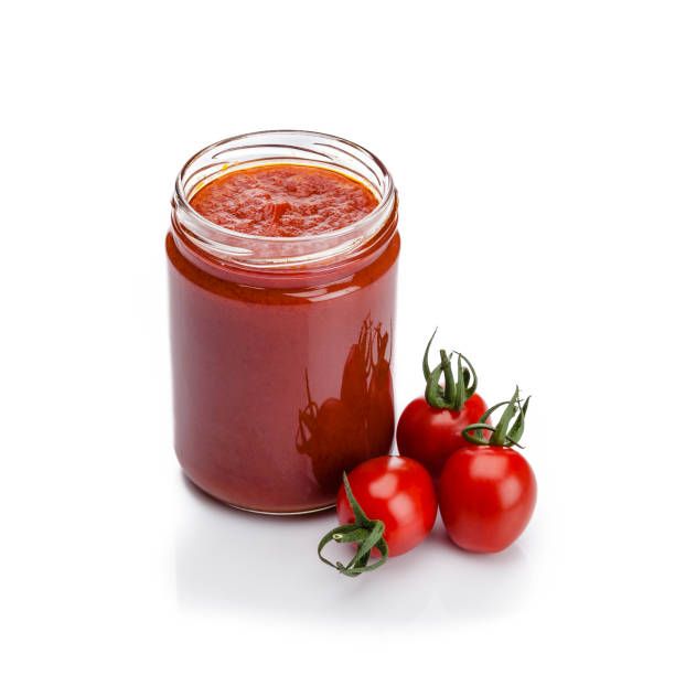 قیمت خرید رب گوجه با بسته‌بندی سطلی