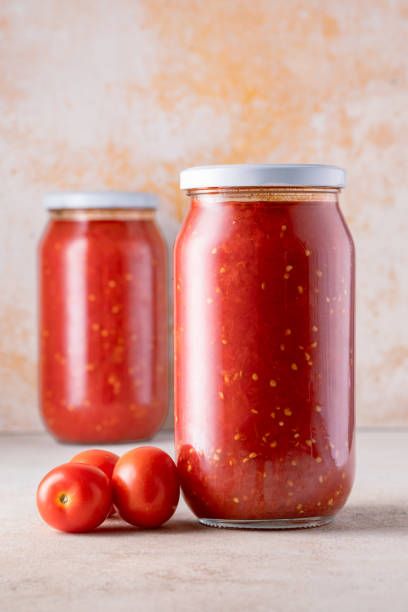 تصویر 2 از رب گوجه فرنگی شیشه ای مکنزی غلیظ و پررنگ