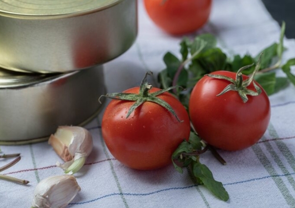 تصویر 1 از رب گوجه‌ فرنگی ۴۳۰۰ گرمی + بریکس بالا