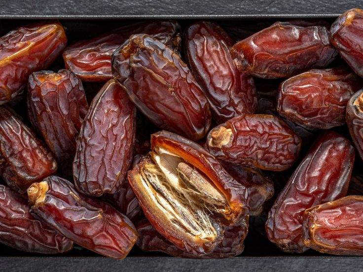 تصویر 1 از خرید دسته اول خرما پیارم صادراتی + قیمت عالی