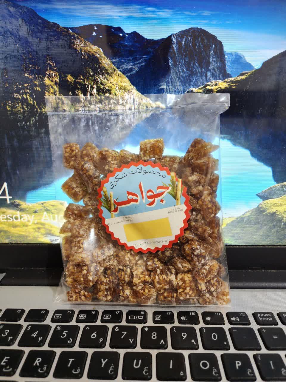 تصویر 3 از خرید عمده آبنبات کنجدی با شکر قهوه ای