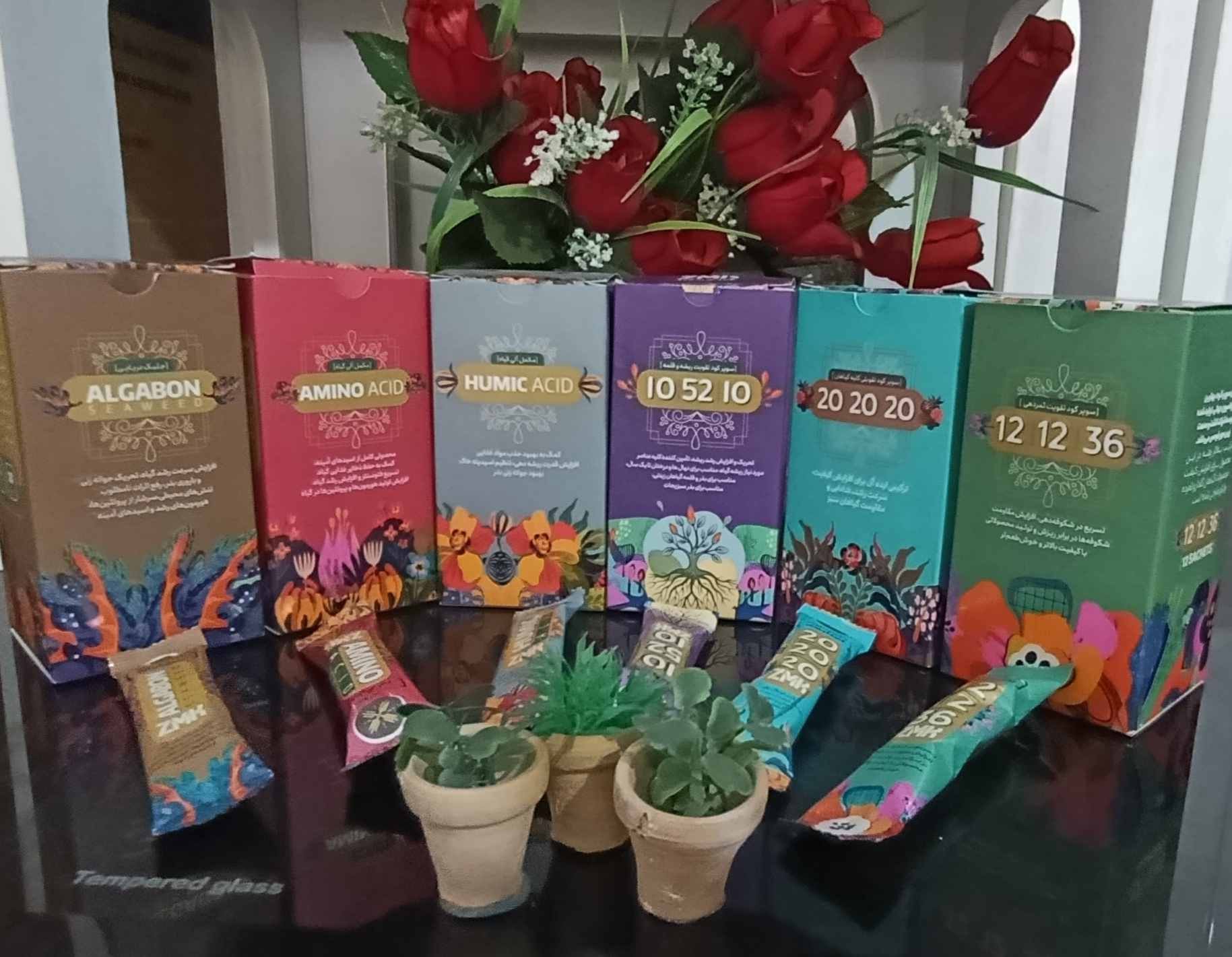خرید کود کامل برای باغچه و گل های درون خانه ای + قیمت استثنایی