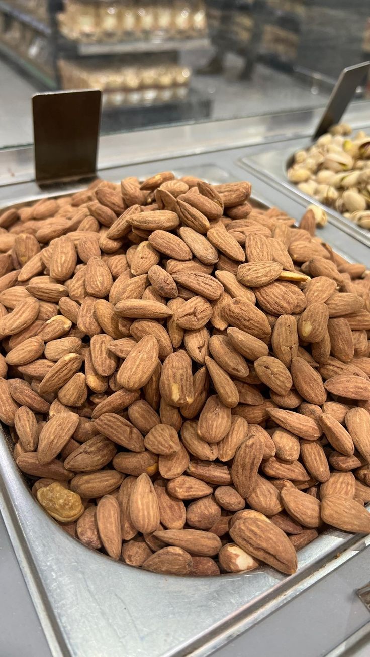 فروش مغز بادام