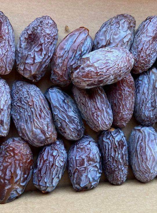 تصویر 1 از قیمت رقابتی خرما مجول صادراتی + کیفیت استثنایی