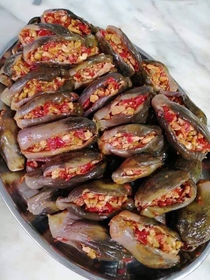 تصویر 2 از ترشی بادمجان شکم پر درباری + پت ۵ کیلویی