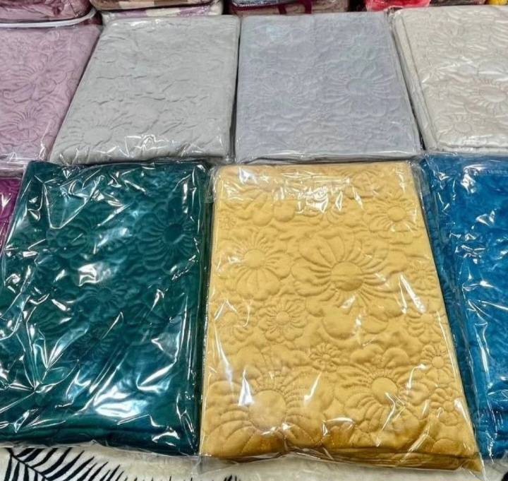 تصویر 1 از بالش مخملی گل برجسته + فروش جینی عمده