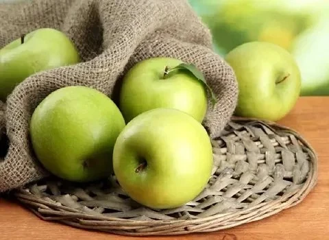 تصویر 3 از خرید سیب سبز فرانسوی + قیمت فروش استثنایی