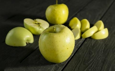 تصویر 2 از قیمت سیب زرد آبدار + خرید باور نکردنی