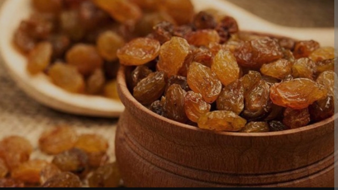 قیمت کشمش پلویی تیزابی درجه یک و دو بدون دود + صادراتی، با کیفیت بی نظیر