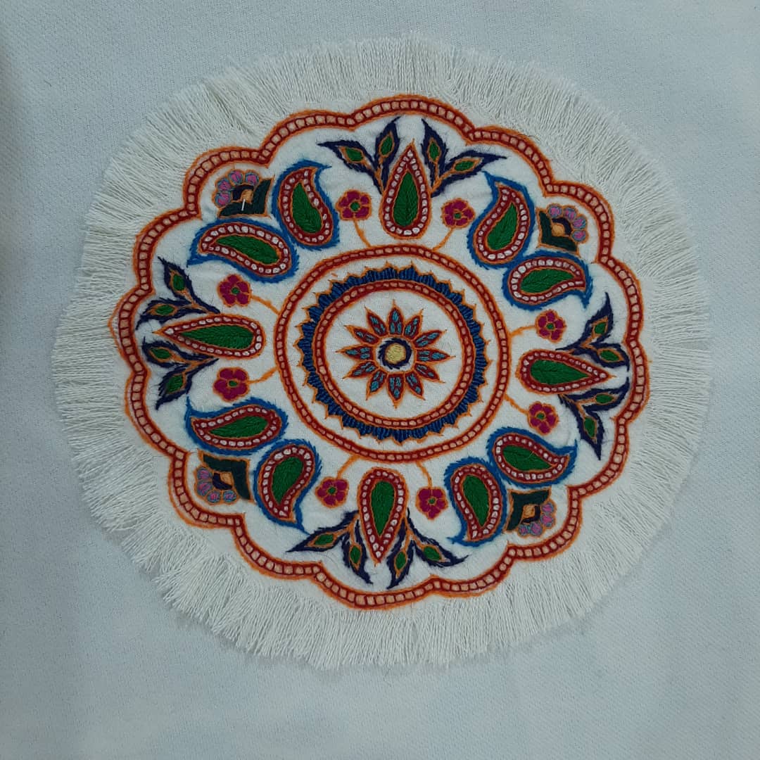 تصویر 2 از فروش خرید رومیزی بته طرح بادام قهر و آشتی + خرید عمده