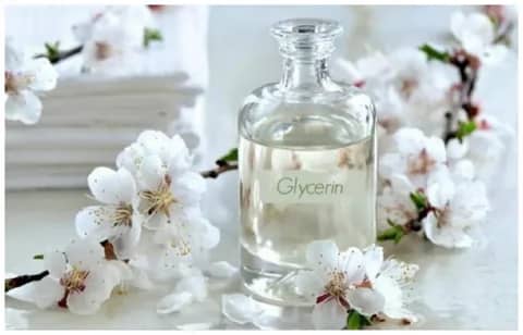 تصویر 1 از گلیسیرین آرایشی و بهداشتی + قیمت استثنایی