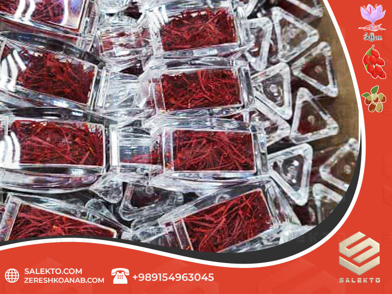 زعفران نگین قائنات با کلاله درشت و بسته‌ بندی اذین کریستال + طعم بی‌ نظیر و قیمت رقابتی