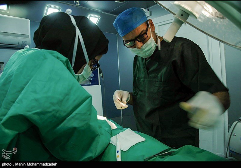 تصویر 5 از راهنمای خرید گان پزشکی سبز + قیمت عالی