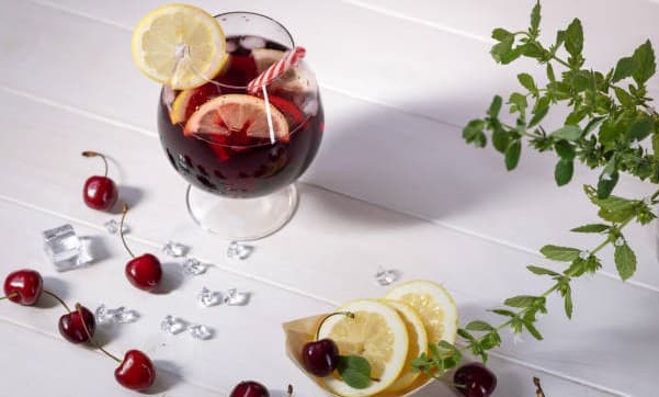 تصویر 4 از خرید آب آلبالو + قیمت فروش استثنایی