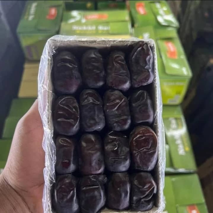تصویر 2 از خرما مضافتی بم فروش عمده و صادرات با کیفیت ممتاز