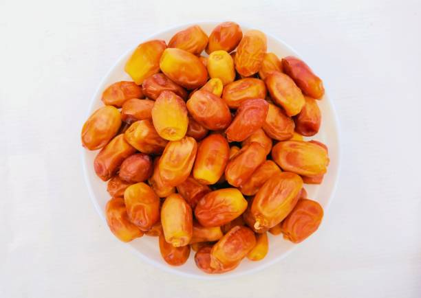 تصویر 1 از قیمت خرما زاهدی صادراتی بوشهر با کیفیت ارزان + خرید عمده