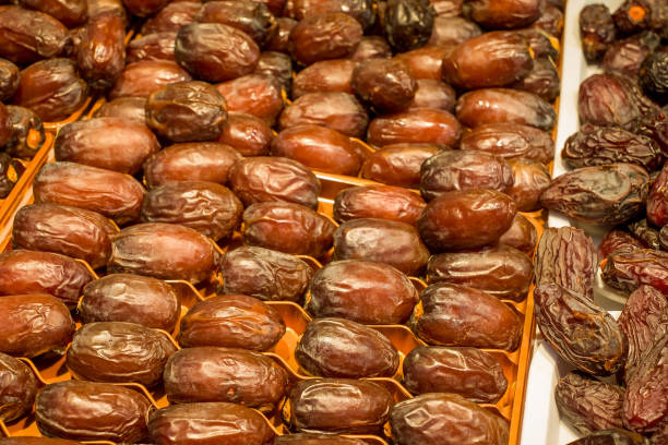 تصویر 1 از خرید و فروش خرما زاهدی عسلی مرغوب با شرایط فوق العاده