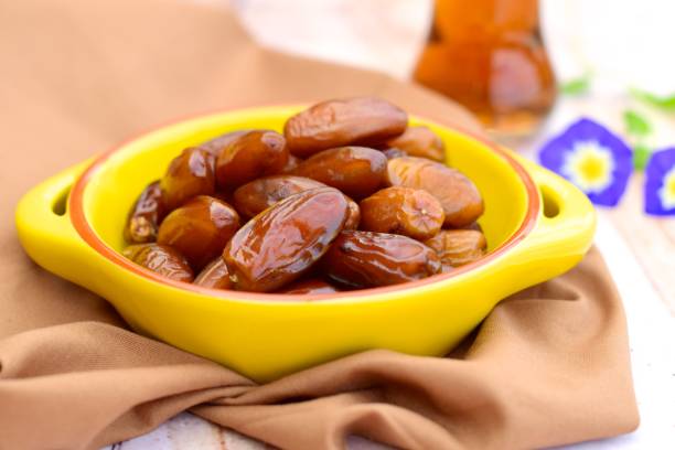 تصویر 2 از قیمت خرید خرما زاهدی تازه بوشهر عمده به صرفه و ارزان