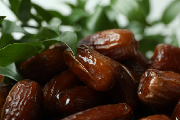تصویر 3 از معرفی خرما زاهدی عسلی شیراز + بهترین قیمت خرید