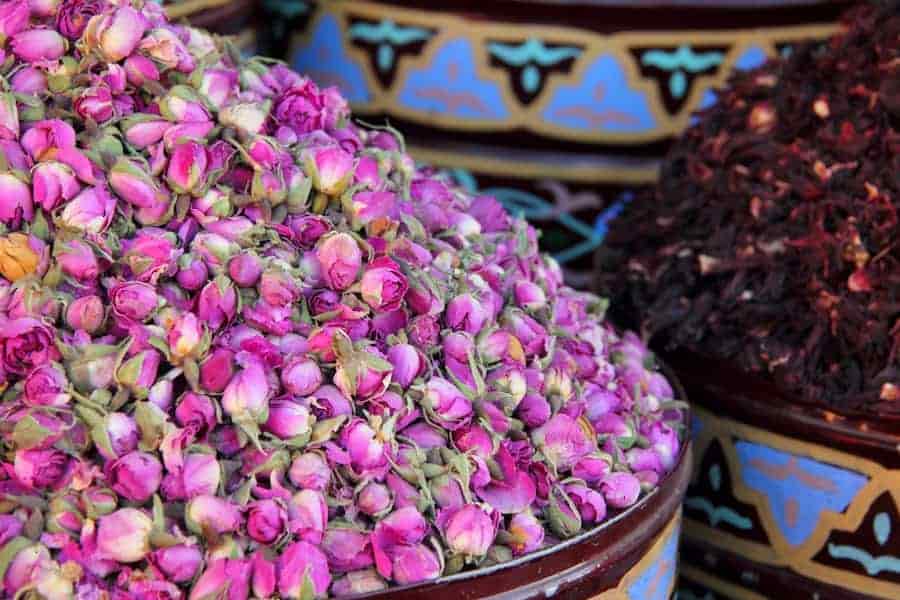 تصویر 2 از فروش عمده غنچه گل محمدی خشک فله