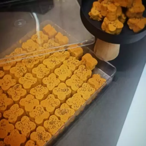 تصویر 1 از شیرینی سنتی نخودچی عمده با بهترین قیمت و کیفیت