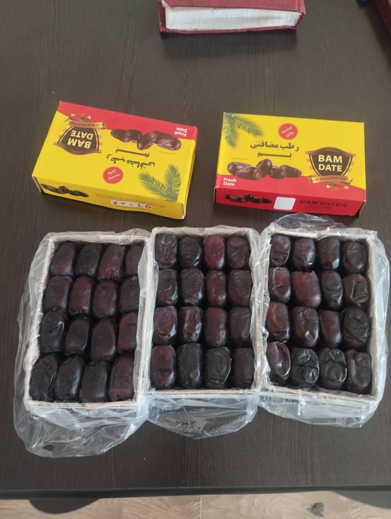 خرمای مضافتی مروارید سیاه درجه یک منوجان