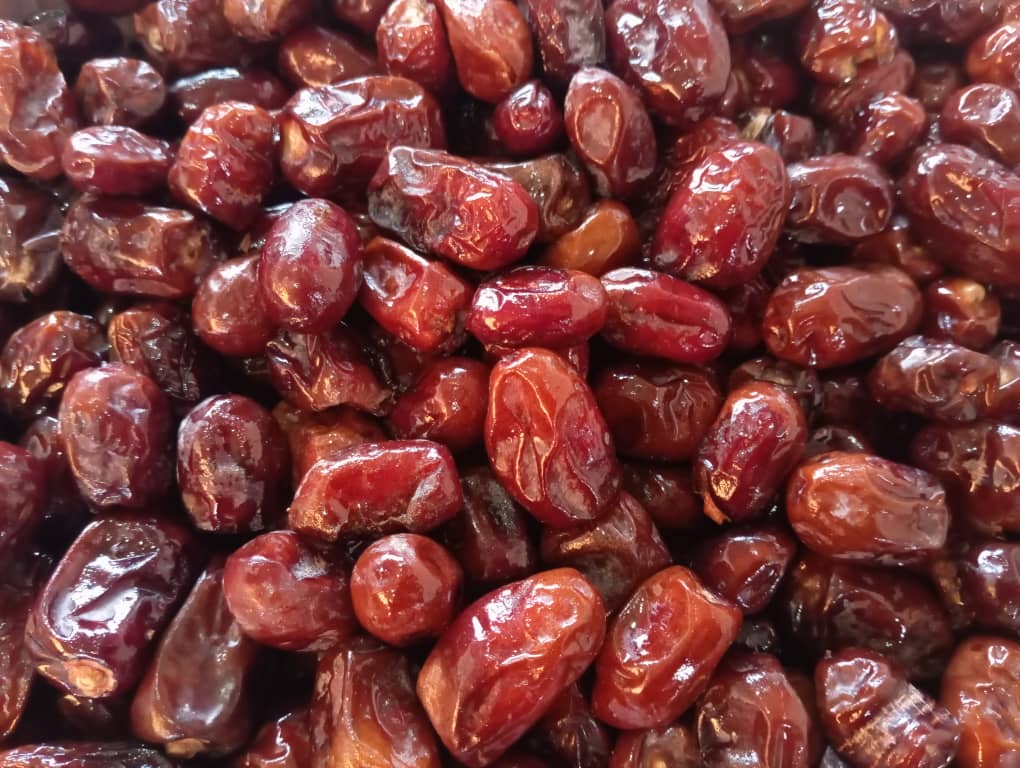 سفارش عمده خرمای کلوته روغن زده عنبرآباد با تحویل سریع / مرغوب و ممتاز