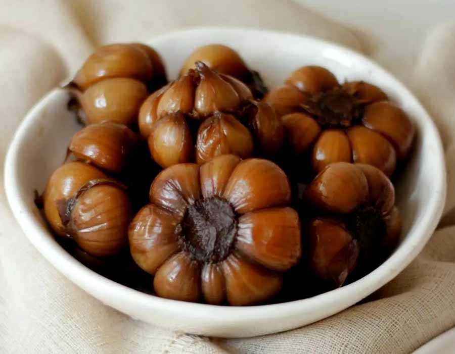 قیمت عمده + سیر ترشی ۷ ساله محلی