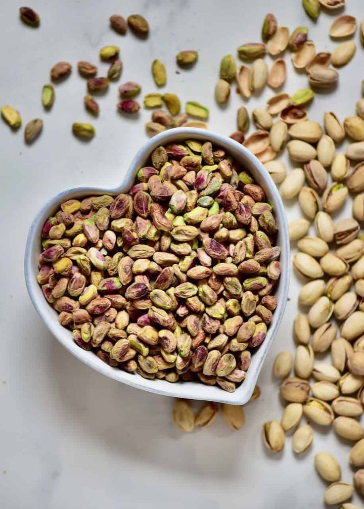 مغز پسته تازه