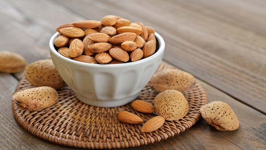 تصویر 4 از خرید و فروش بادام سنگی شیرین تازه مناسب برای صادرات و مصرف خانگی