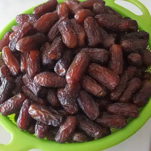 تصویر 3 از خرید خرما پیارم درجه 1 + قیمت فروش استثنایی