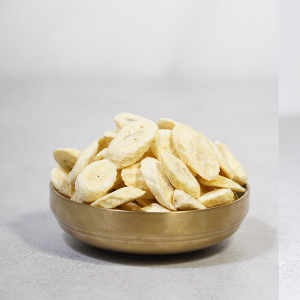 فروش قیمت مناسب موز پفکی + بسته بندی 50 گرمی