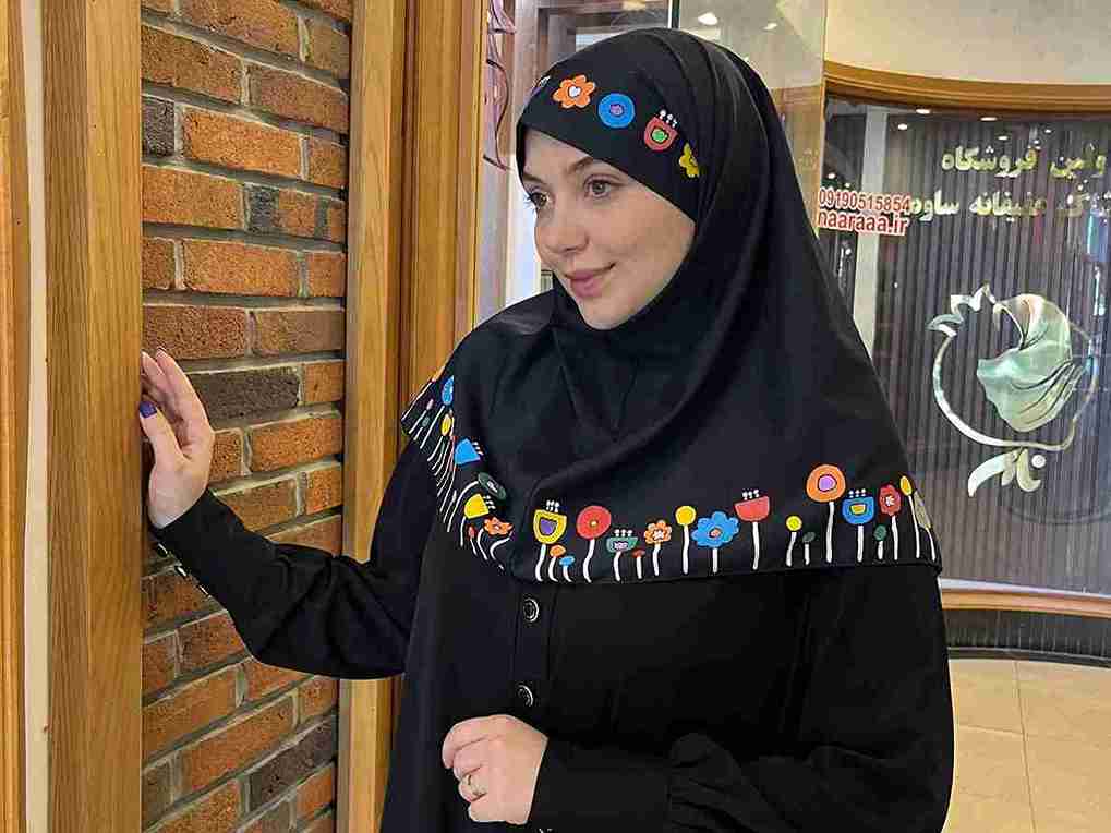 مقنعه زنانه