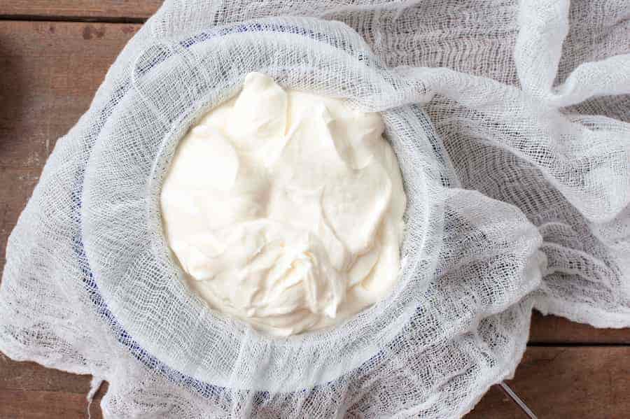 تصویر 3 از قیمت خرید ماست پر چرب سنتی + فروش ویژه