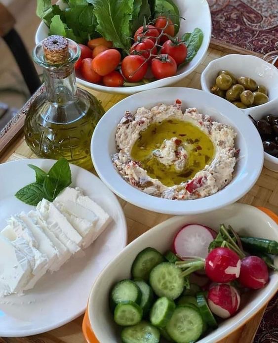تصویر 3 از خرید انواع پنیر تبریزی تازه صبحانه + فروش ویژه