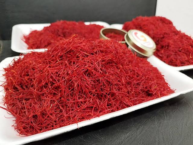 تصویر 6 از قیمت خرید زعفران ارگانیک بهسود با نماد استاندارد