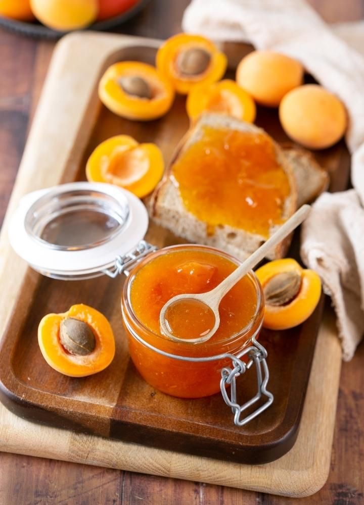 تصویر 3 از خرید و فروش عمده مربا زرد آلو شیشه ای ۶۰۰ گرمی فروش مستقیم و بدون واسطه