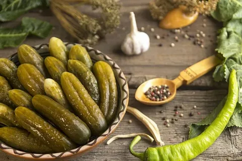 قیمت خرید  خیار شور خانگی عمده به صرفه و ارزان