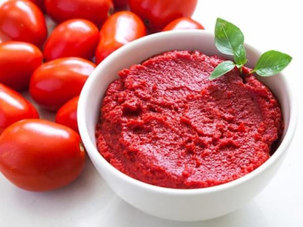 خرید عمده انواع رب گوجه فرنگی نازچین با قیمت ویژه