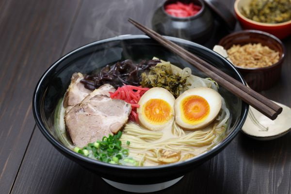 تصویر 3 از قیمت خرید نودل گوشت با طعم سس سویا شیرین با فروش عمده