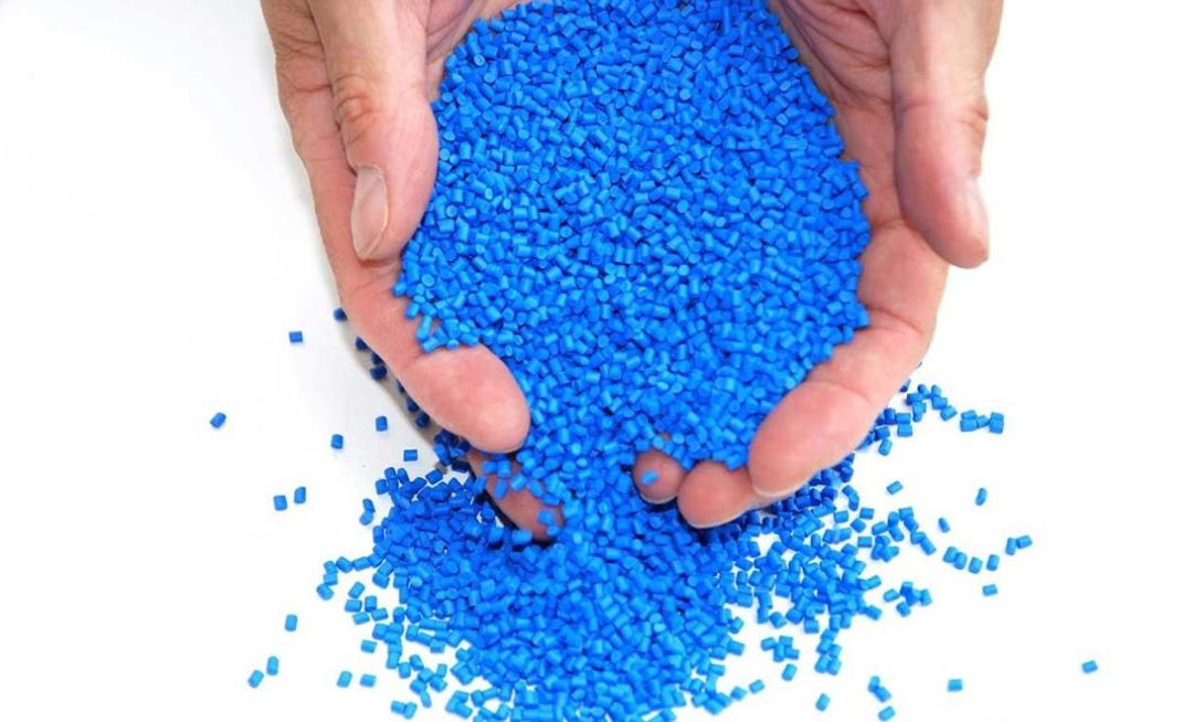 تصویر 1 از فروش ارزان ترین گرانول pvc ضد UV برای شلنگ سازی + قیمت باصرفه
