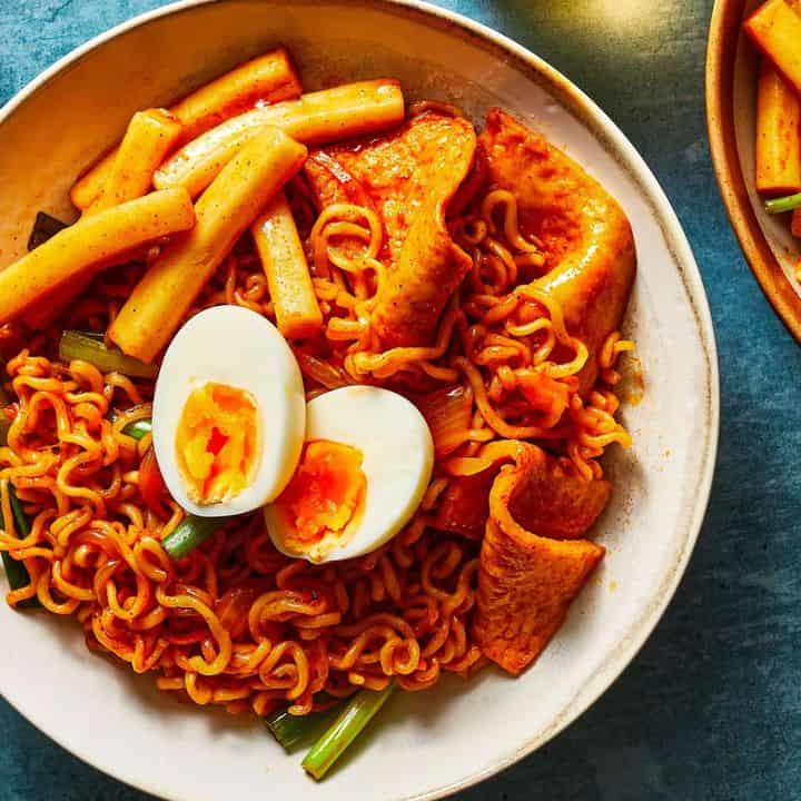 تصویر 4 از قیمت خرید نودل با طعم فلفل چیلی + فروش ویژه