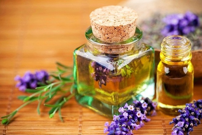 تصویر 1 از فروش عمده عصاره گل گاوزبان مایع گرید A