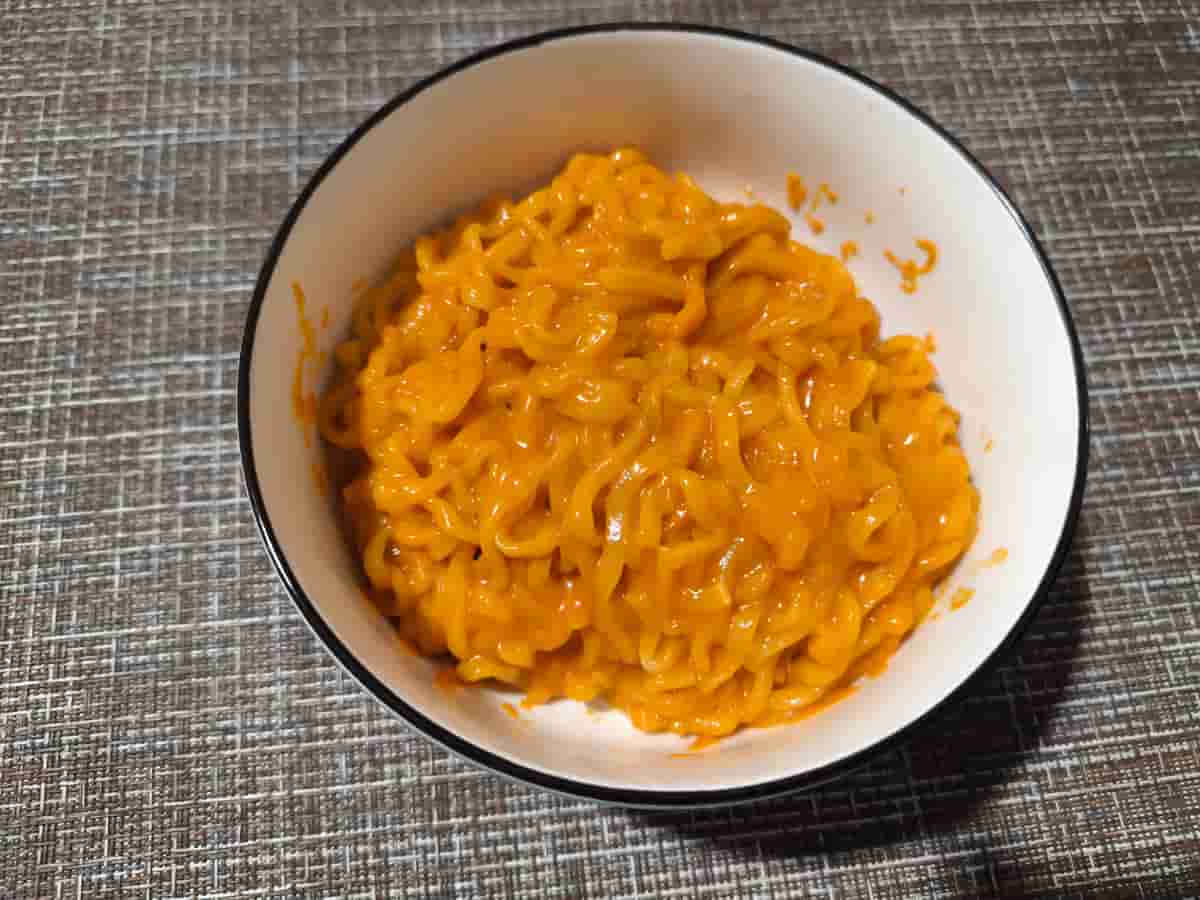 تصویر 2 از قیمت خرید نودل با طعم کاربونارا رز با فروش عمده