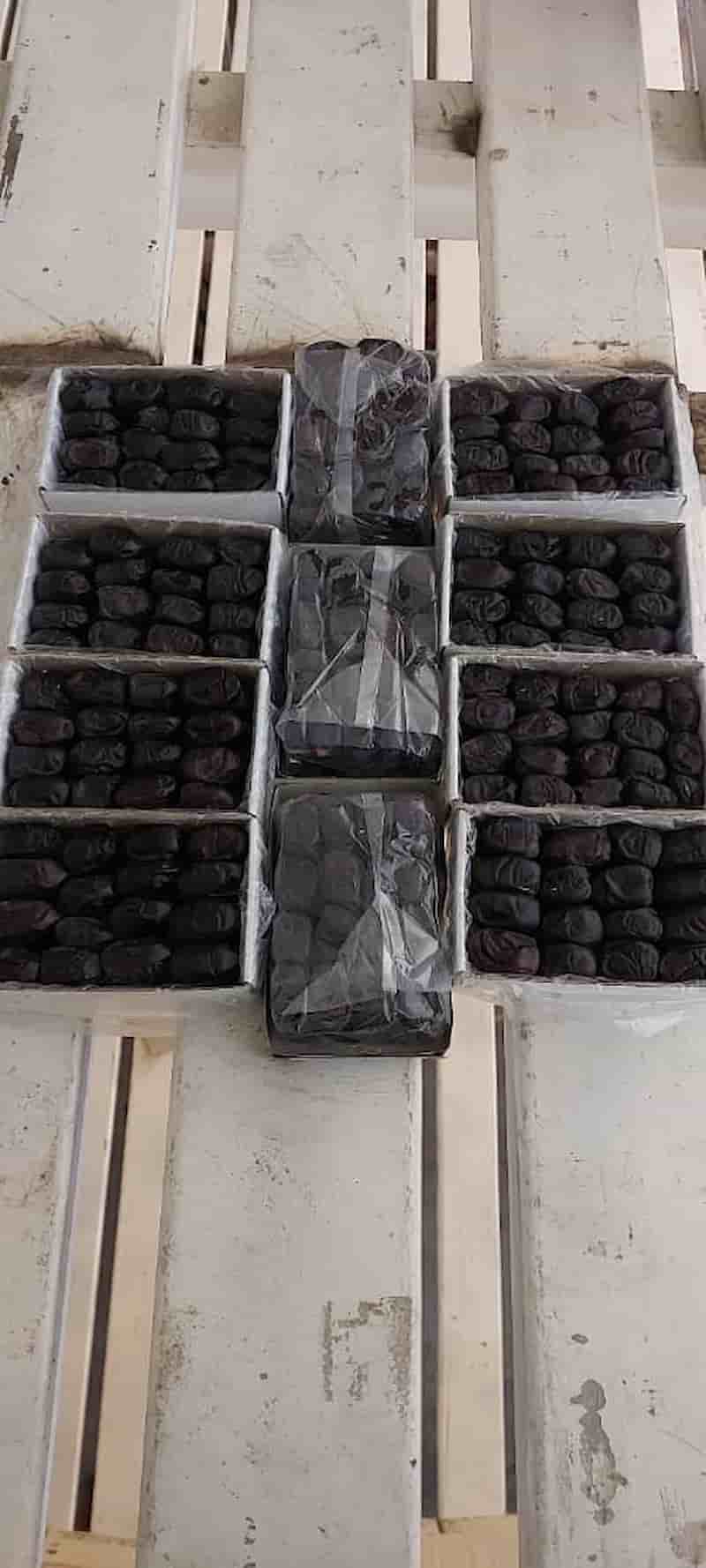 تصویر 2 از فروش خرما مضافتی بم فله درجه یک + قیمت بی واسطه